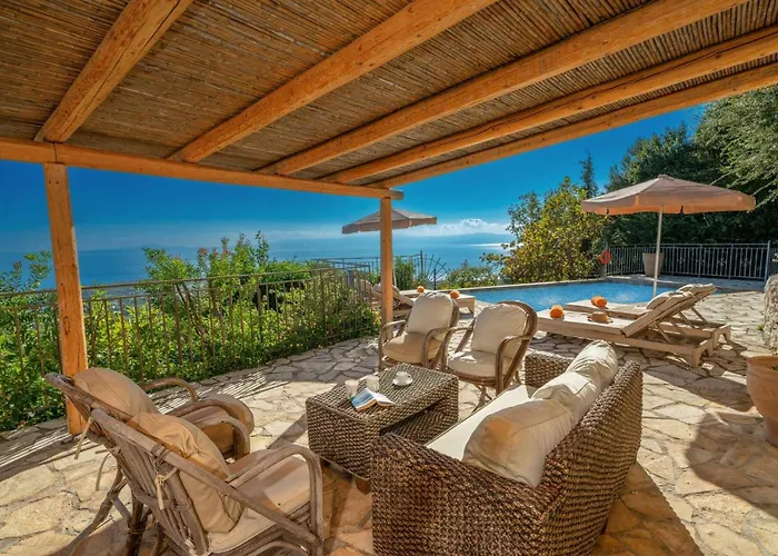 Ifandis By ヴィラ Ratzaklíon